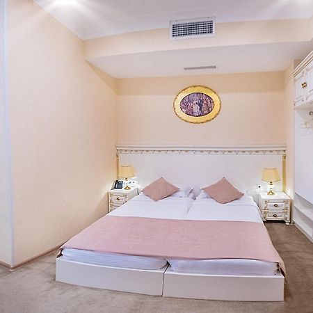 Vintage Hotel Тбилиси Екстериор снимка